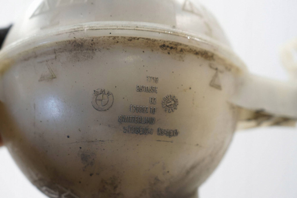 BMW 7 G11 G12 17R EXPANSION TANK 8610654