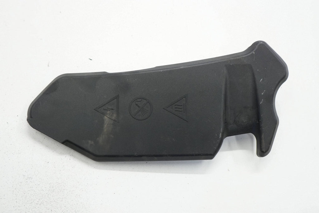 BMW 7 G11 G12 17R FUSE BOX COVER 8578818