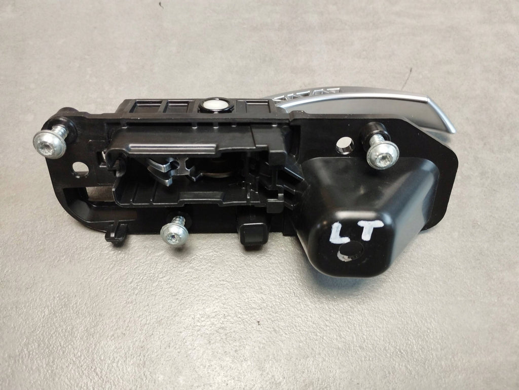 BMW 7 G11 INTERIOR DOOR HANDLE LEFT REAR 7398881