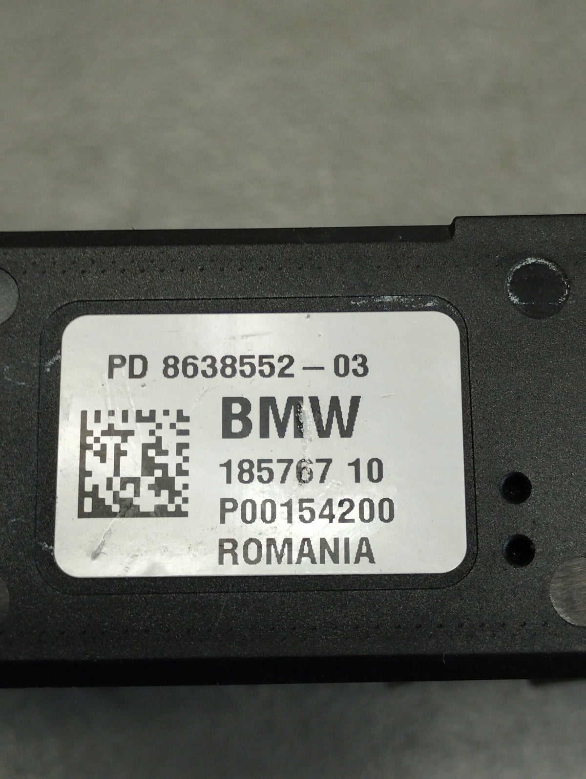 BMW 7 G11 POWER SUPPLY MODULE 8638552 0261S17144