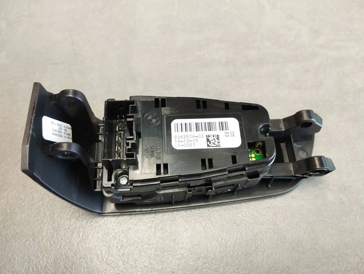 BMW 7 G11 ROLLER SHUTTER WINDOW SWITCH LEFT REAR 9382504