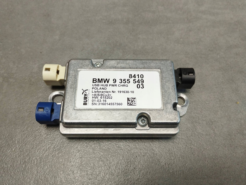 BMW 7 G11 USB 9355549 HUB MODULE