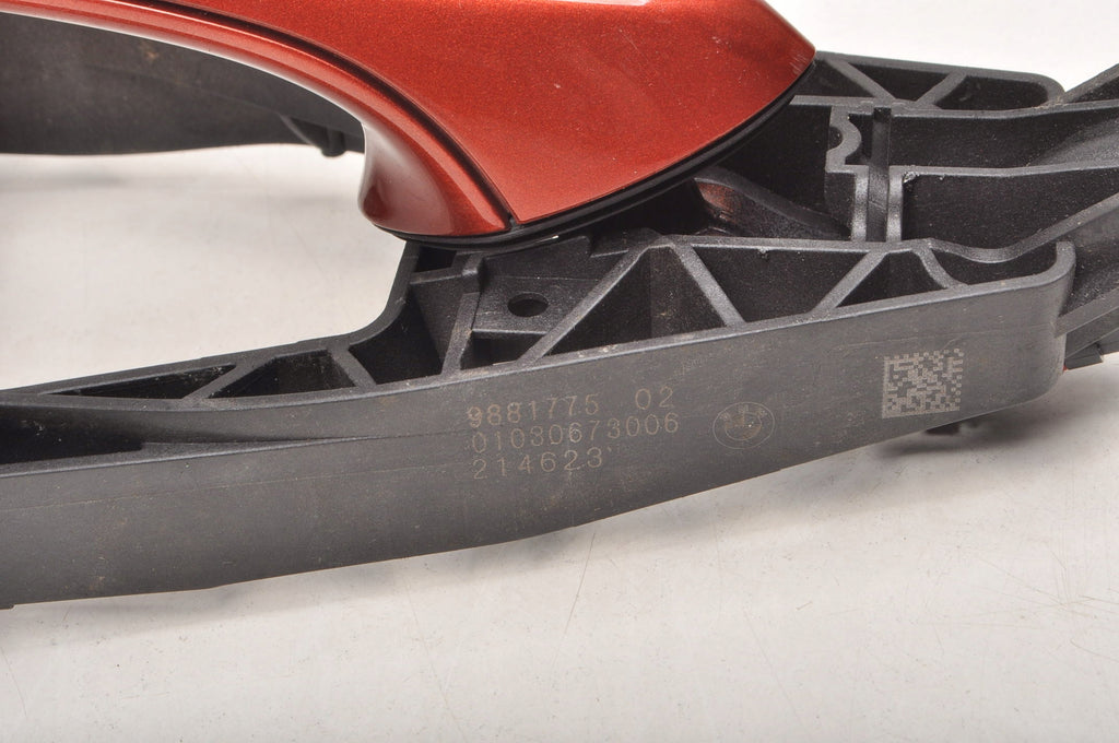 BMW 8 G16 DOOR HANDLE LEFT REAR 9881775
