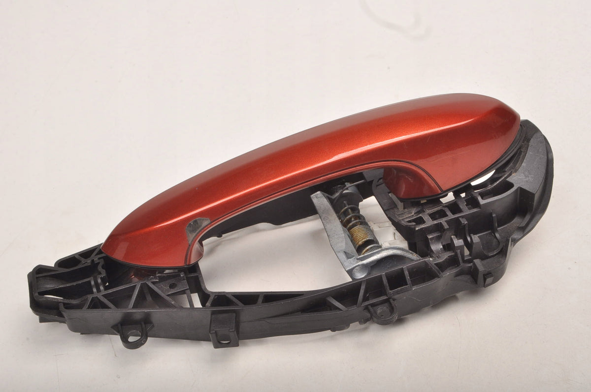 BMW 8 G16 DOOR HANDLE LEFT REAR 9881775