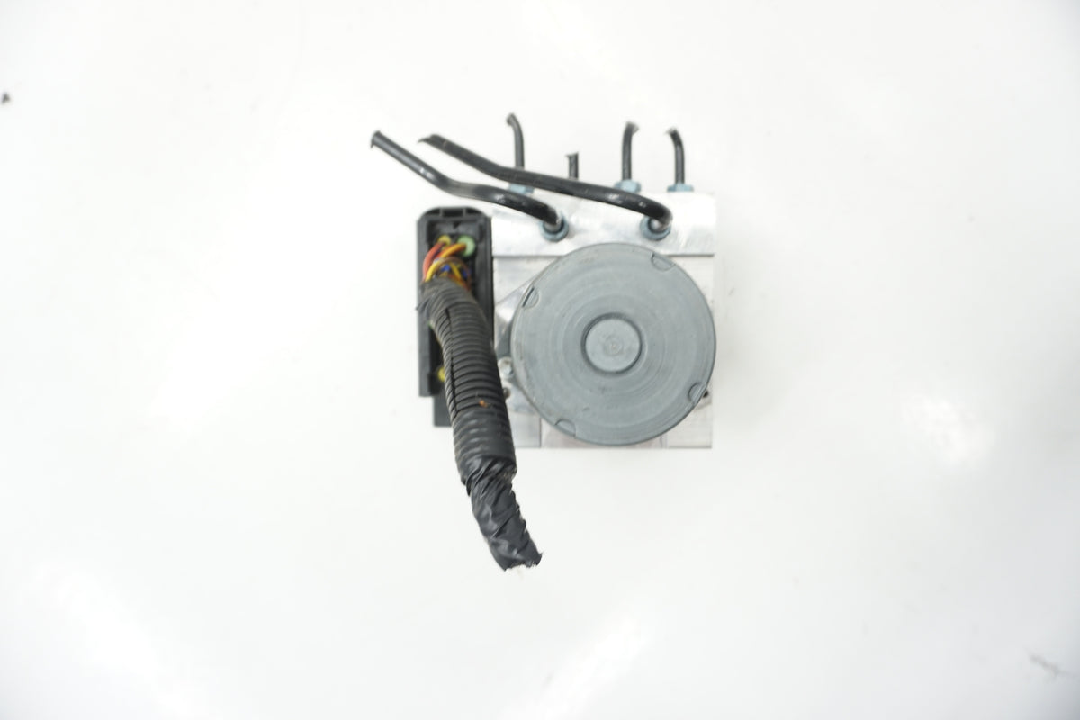 BMW E84 BRAKE PUMP ABS 2.0D 6850226
