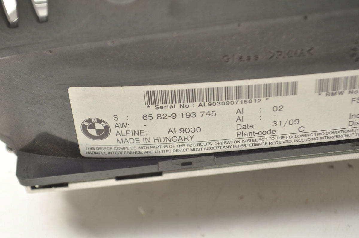 BMW E90 9193745 NAVIGATION RADIO DISPLAY