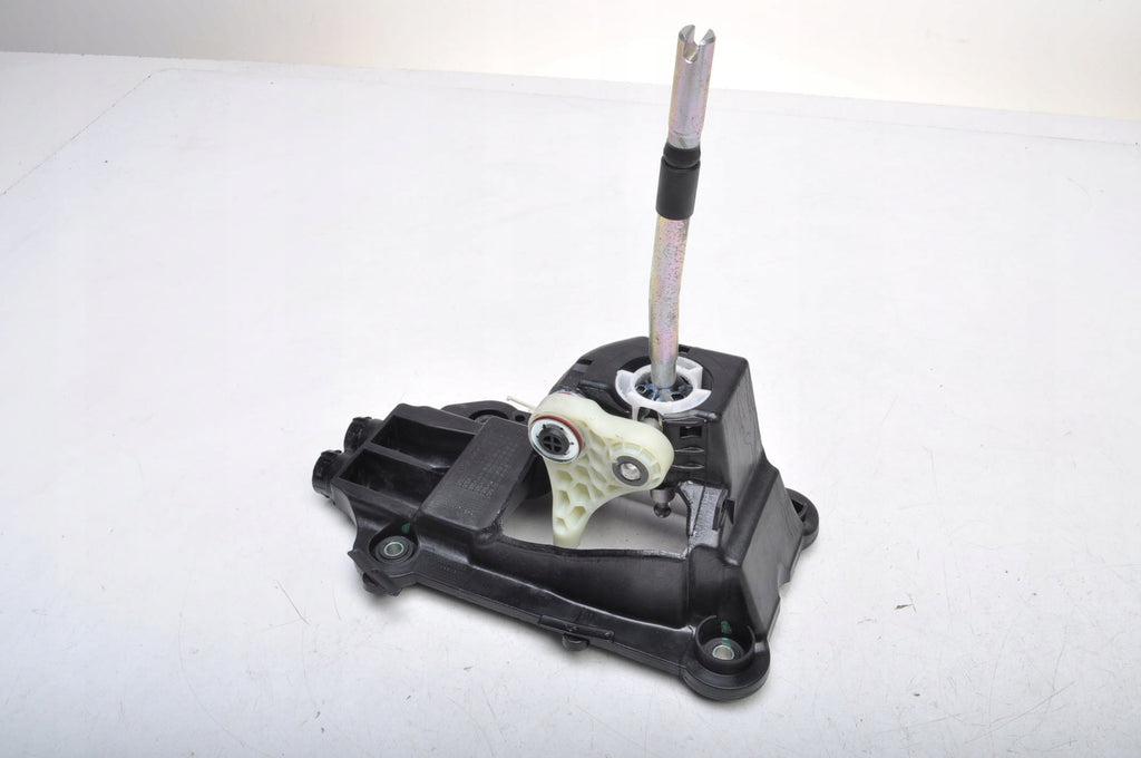 BMW F44 F40 SELECTOR GEARBOX JACK 8611460