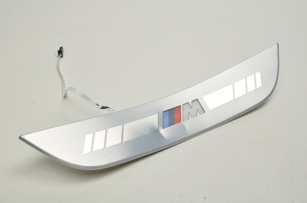 BMW G16 THRESHOLD OVERLAY LEFT REAR M-PACKAGE 8077339