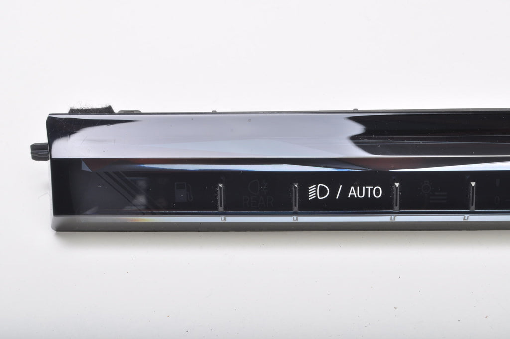 BMW G60 G61 TOUCH PANEL LIGHT SWITCH 5B35100