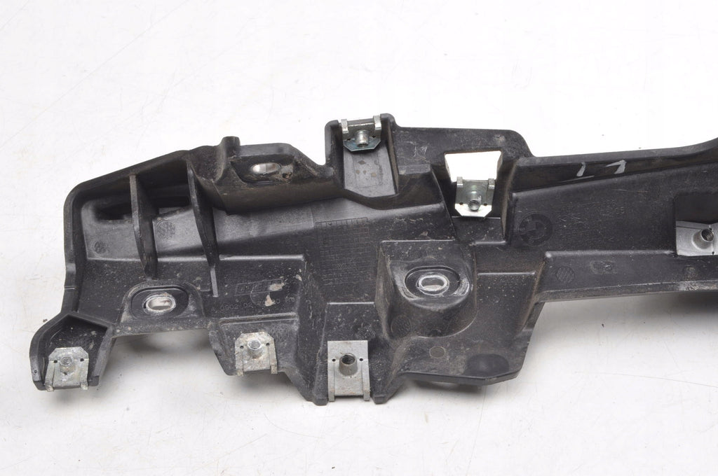 BMW R 1200 RT TRUNK MOUNT BRACKET RIGHT 7728666