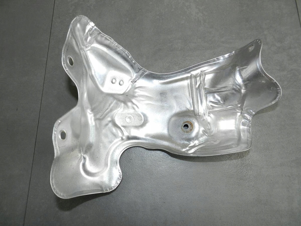 BMW X1 F48 2.0 D HEAT SHIELD 8571893