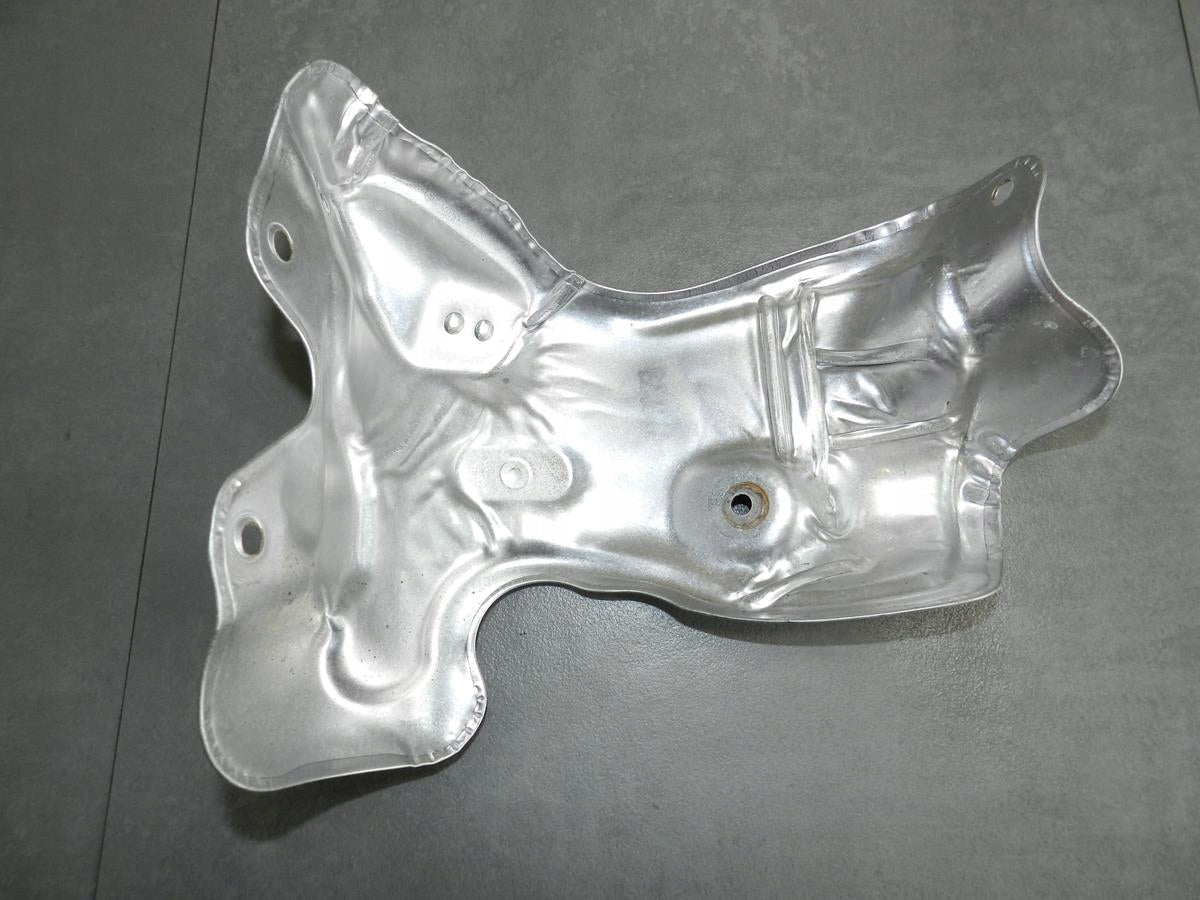 BMW X1 F48 2.0 D HEAT SHIELD 8571893
