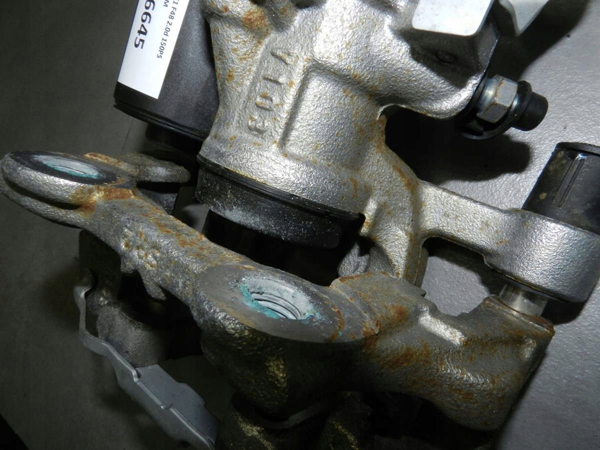 BMW X1 F48 CLAMP LEFT REAR 6880379