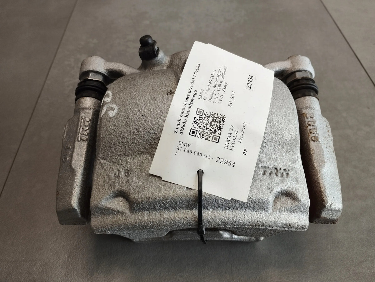 BMW X1 F48 CLAMP RIGHT FRONT 6860266