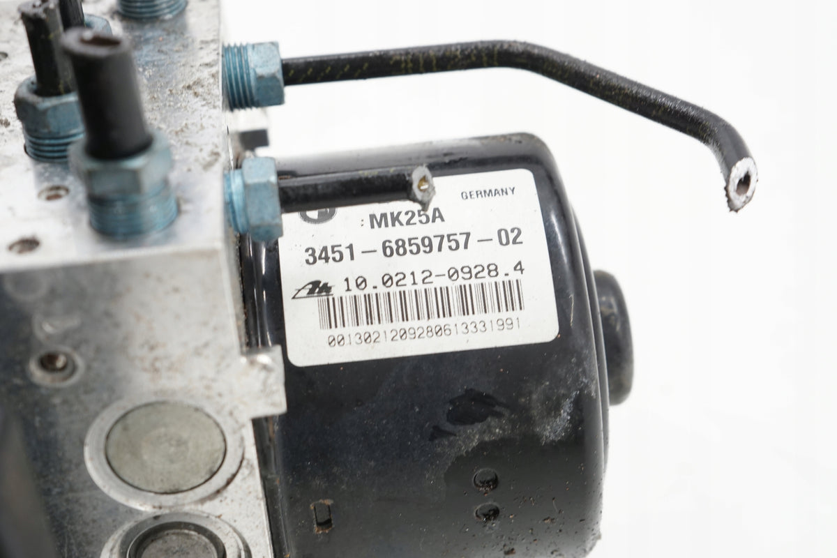 BMW X3 F25 13R BRAKE PUMP ABS 2.0D 6859757