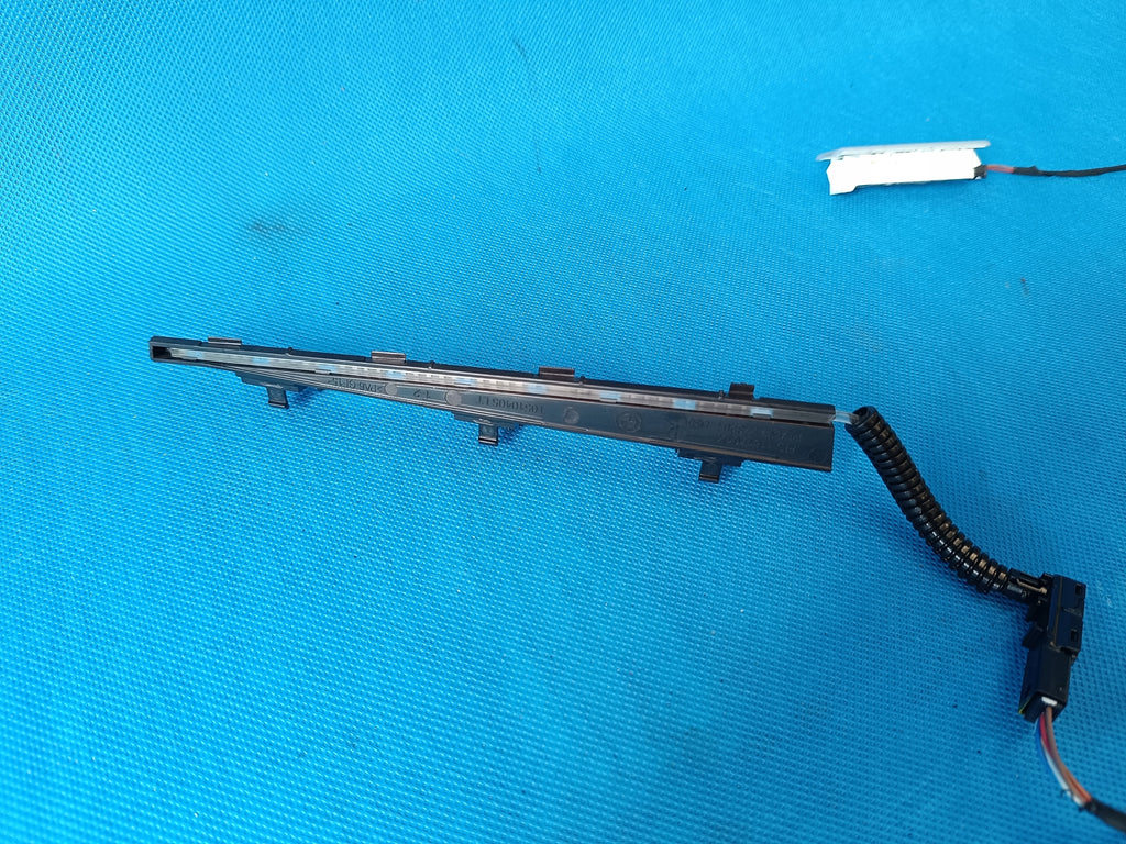 BMW X5 F15 14R XDRIVE 30D 190KW BEAM BACON DOOR FIBER OPTIC RIGHT FRONT