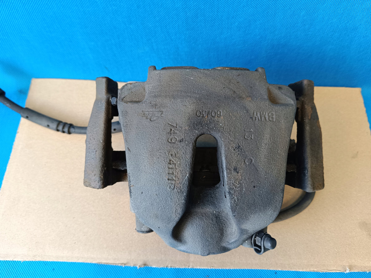BMW X5 F15 2014 R XDRIVE 30 D 190KW BRAKE CALIPER RIGHT FRONT 7847228