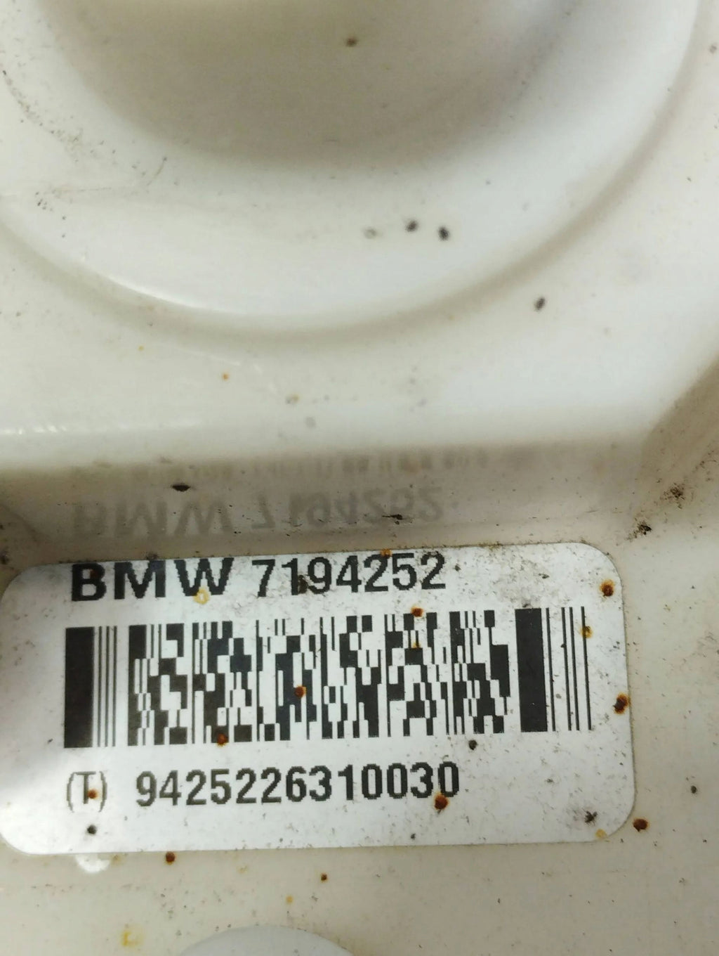 BMW X6 E71 4.4 V8 LEVEL SENSOR FUEL PUMP 7194252