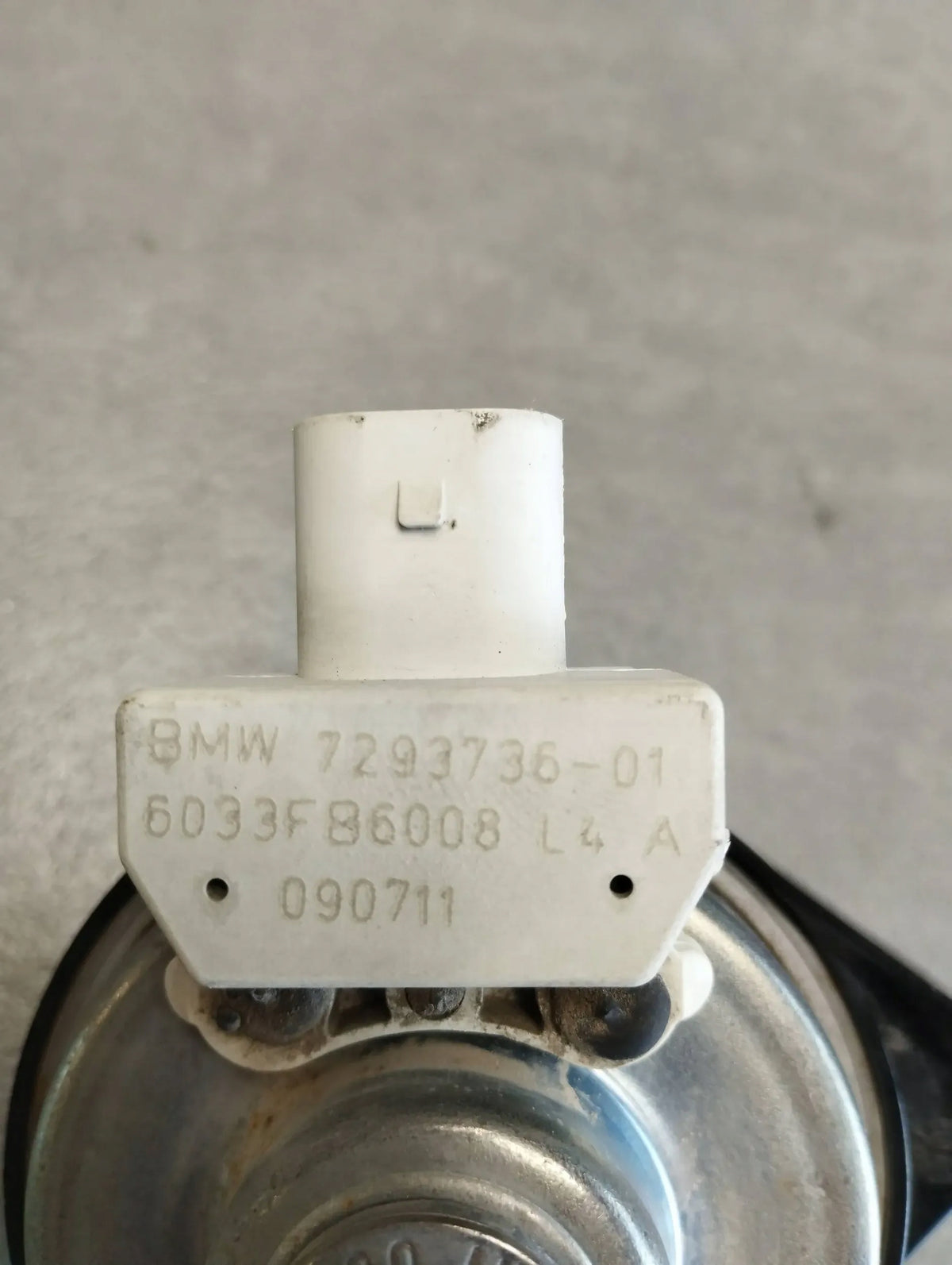 BMW X6 E71 SIGNAL HORN 7293736