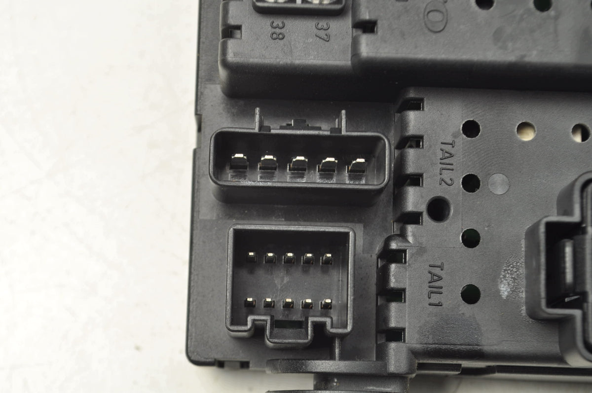 BOX MODULE REM VOLVO XC90 LIFT 2.4 D5 185KM 31314469
