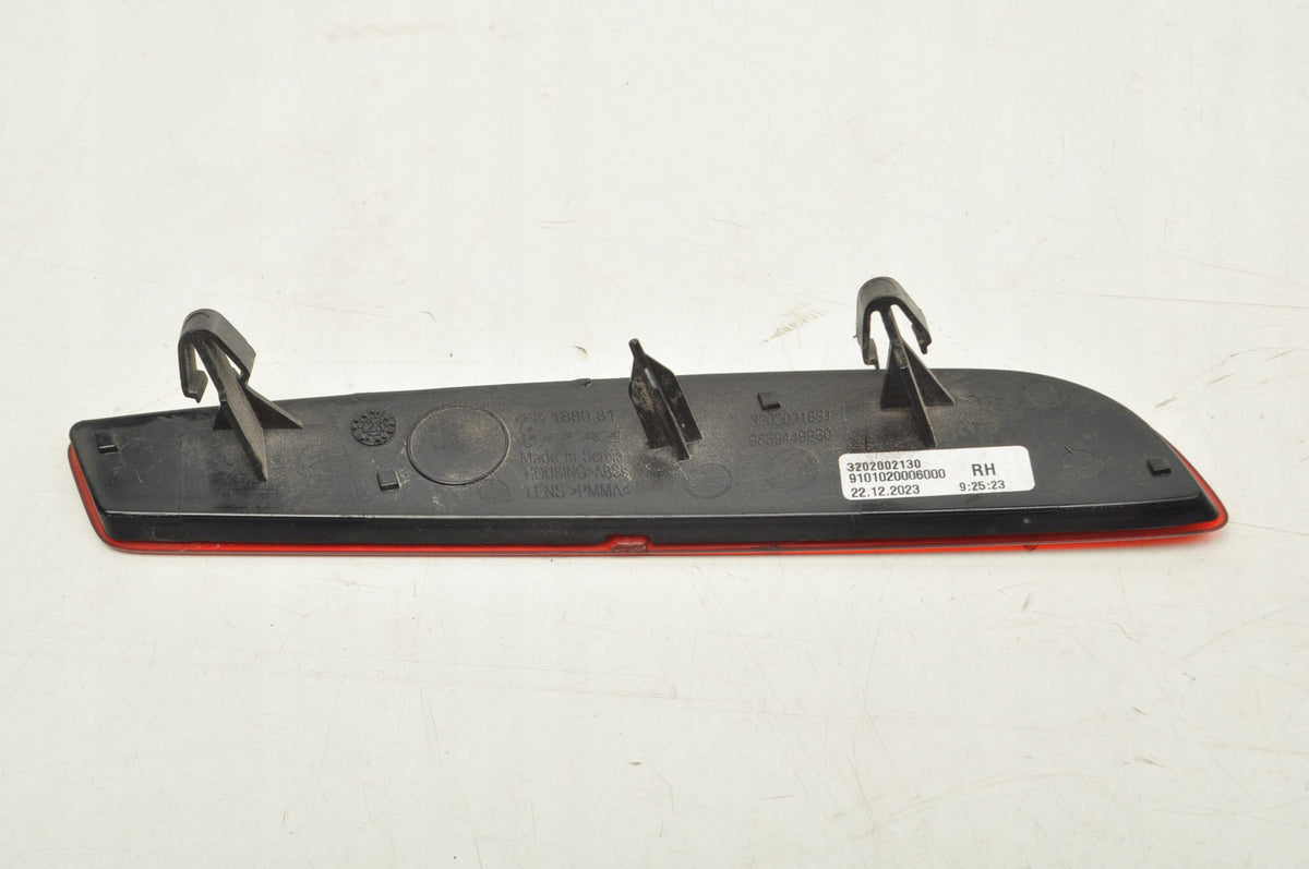 BUMPER REFLECTOR RIGHT REAR OPEL ASTRA L 9839449980 HB 5D