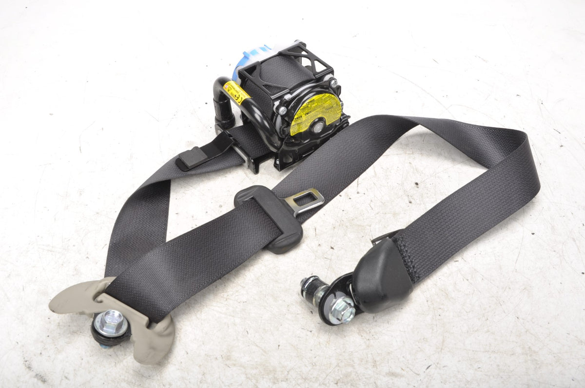 CARENS IV LEFT FRONT BELT 88810-A4000DCM