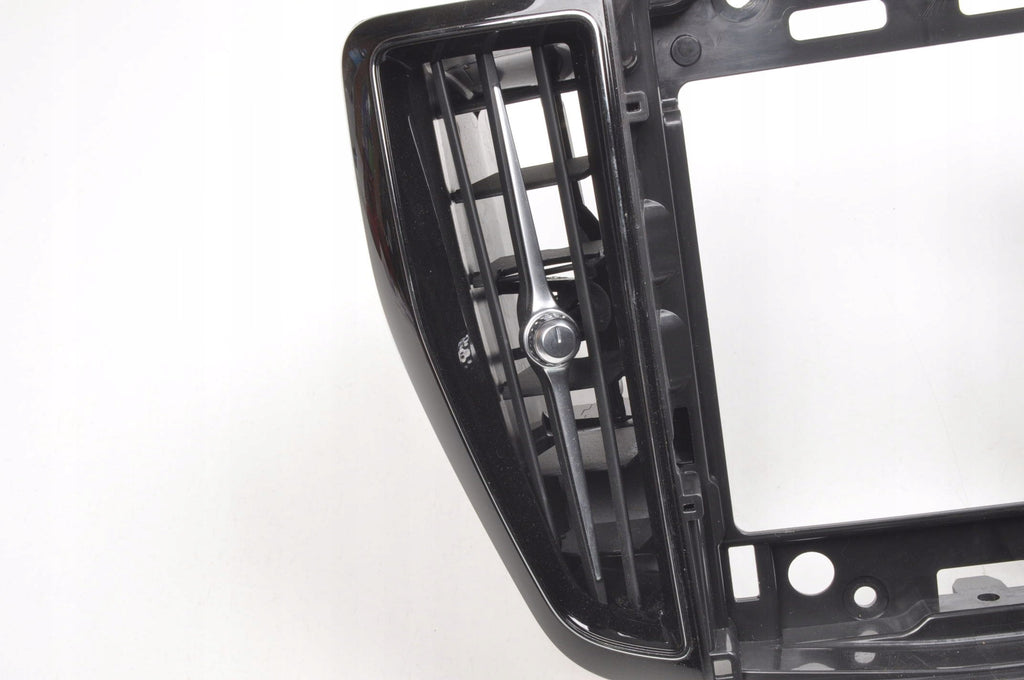CENTRAL AIR VENT GRILLE VOLVO XC60 II 31417738 31477275 31477274