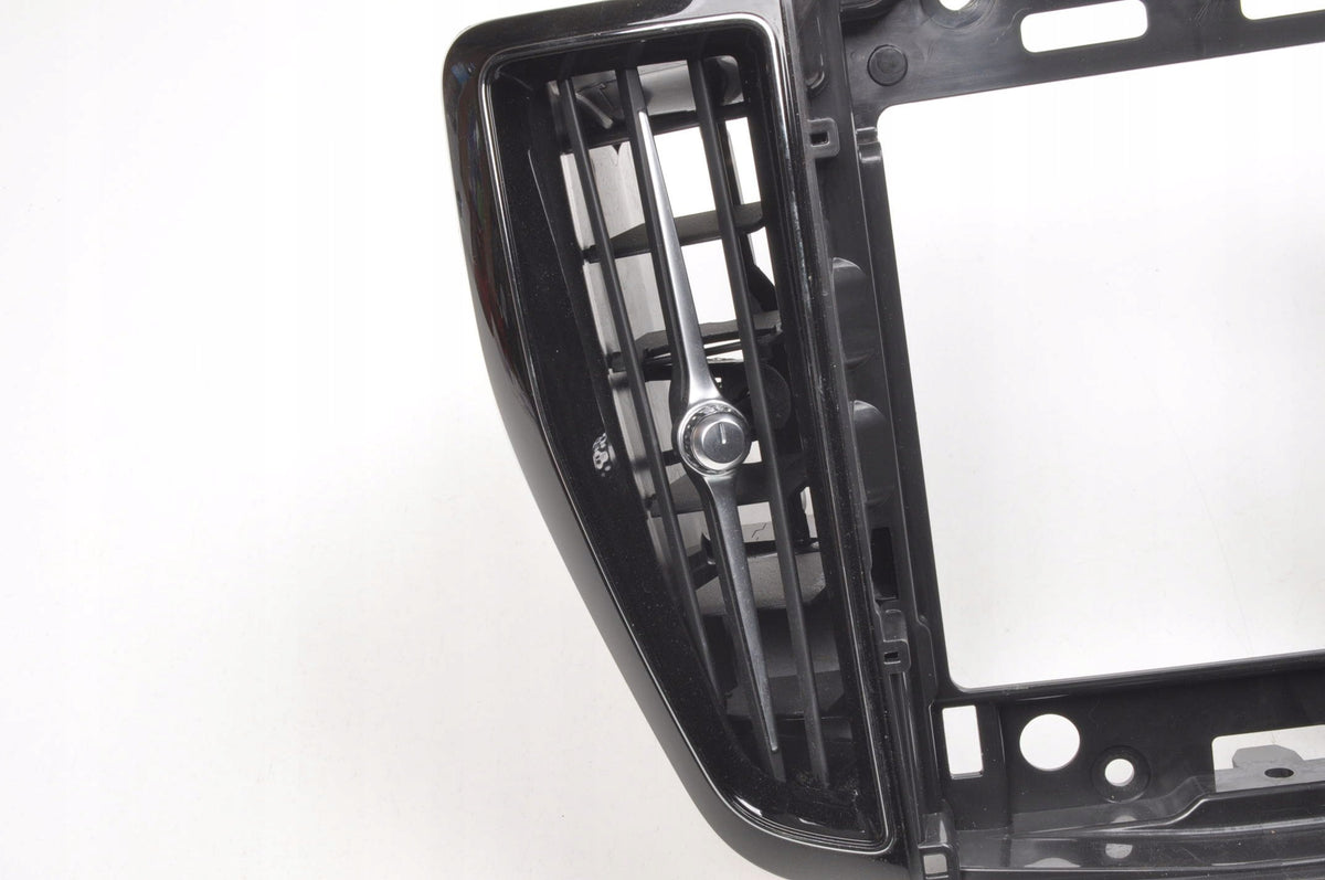 CENTRAL AIR VENT GRILLE VOLVO XC60 II 31417738 31477275 31477274