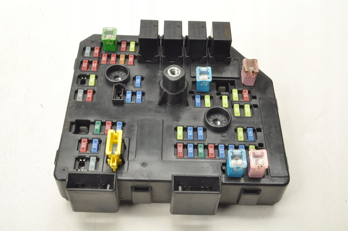 CHEVROLET CAPTIVA AND 2.2 VCDI 184KM FUSE BOX 95381483