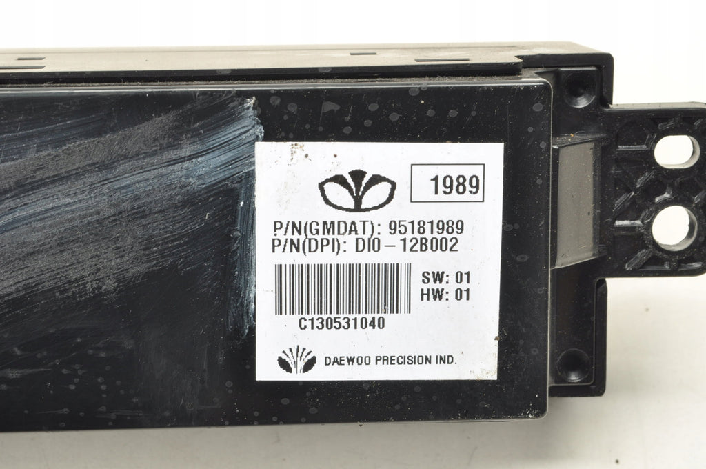 CHEVROLET CAPTIVA AND DISPLAY SCREEN 95181989 LIFT