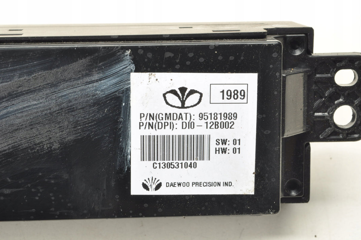 CHEVROLET CAPTIVA AND DISPLAY SCREEN 95181989 LIFT
