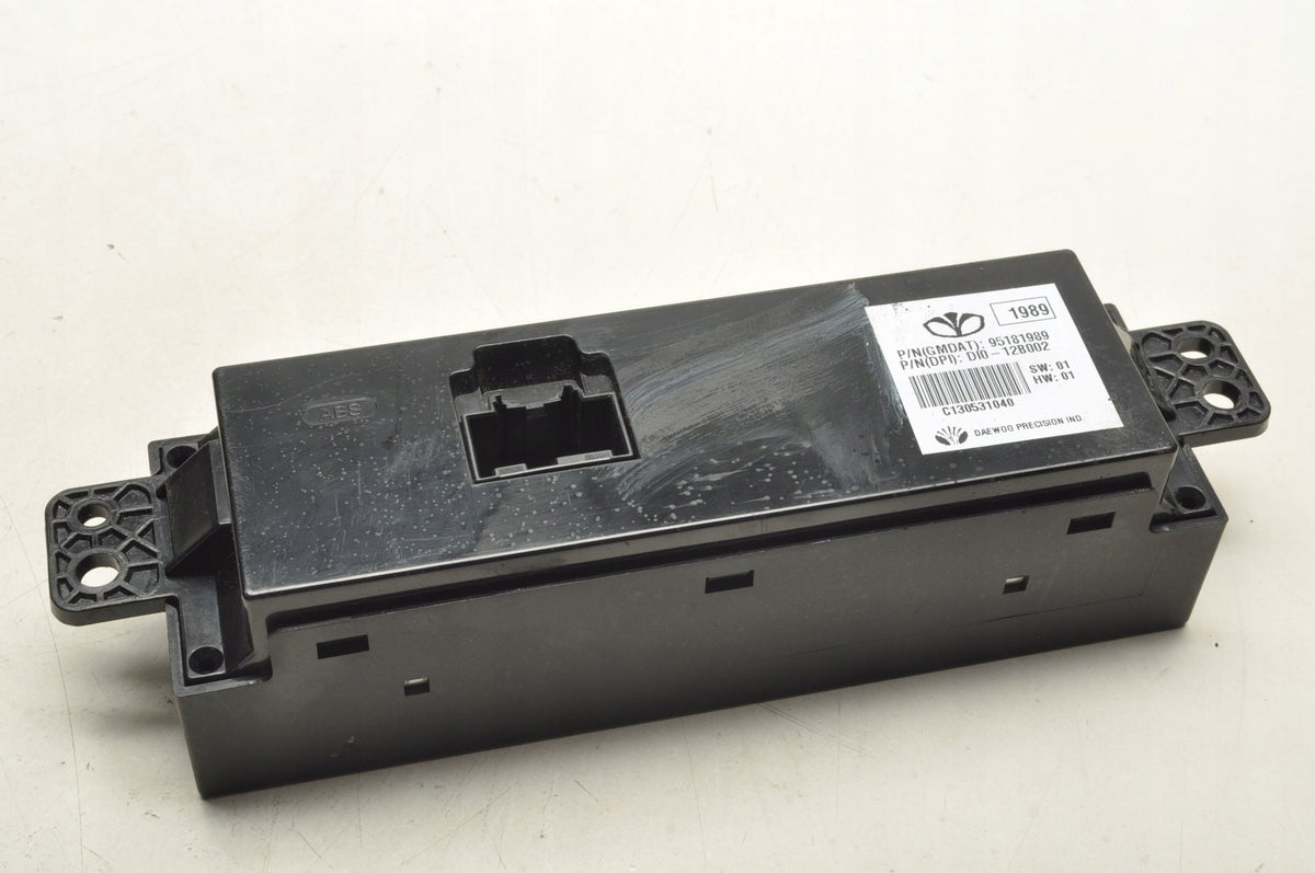 CHEVROLET CAPTIVA AND DISPLAY SCREEN 95181989 LIFT