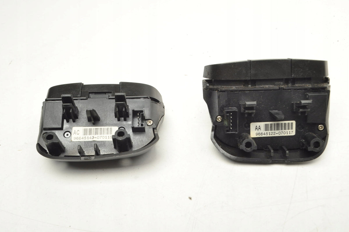CHEVROLET EPIC II STEERING WHEEL BUTTONS 96645143 96645122