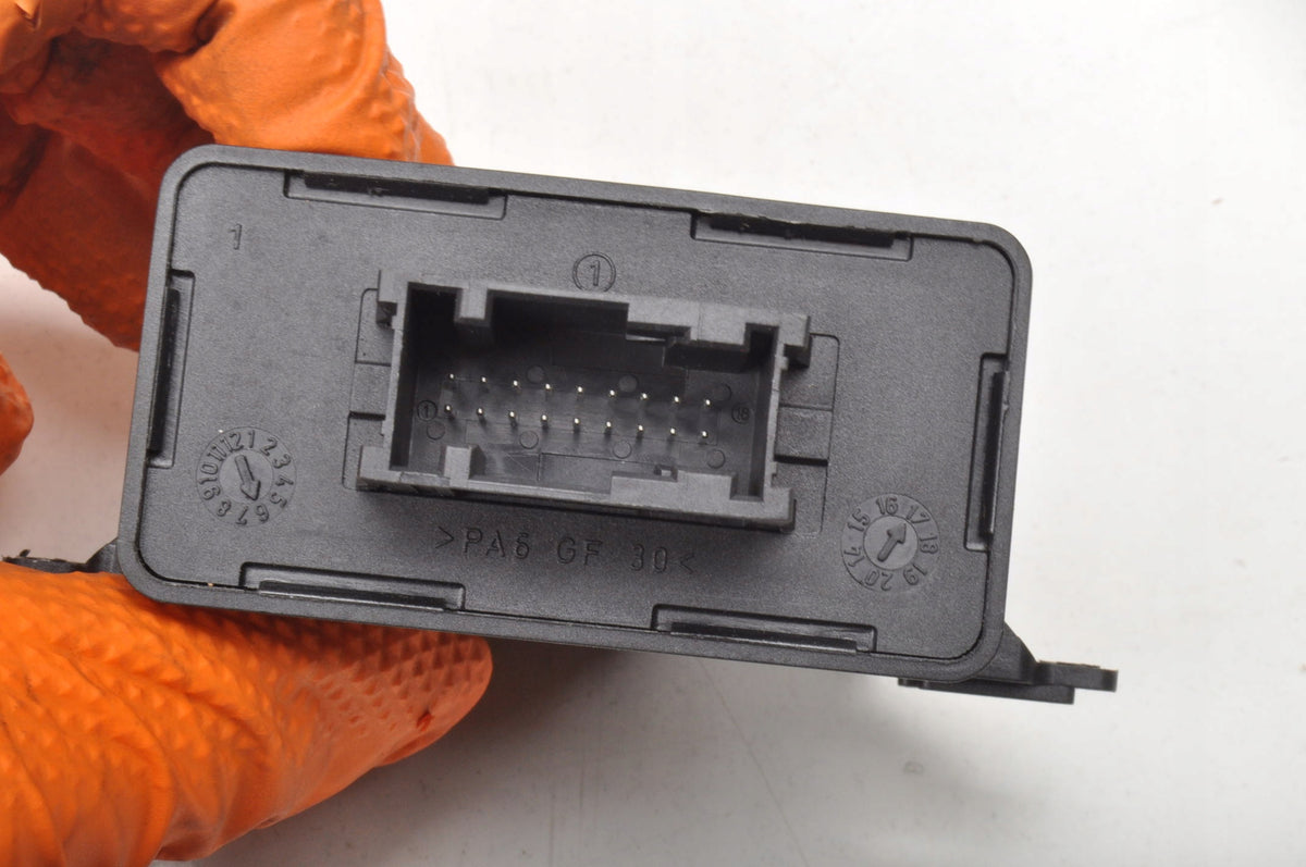 CITROEN DS4 MODULE CONTROLLER LIGHT RELAY 9816922780