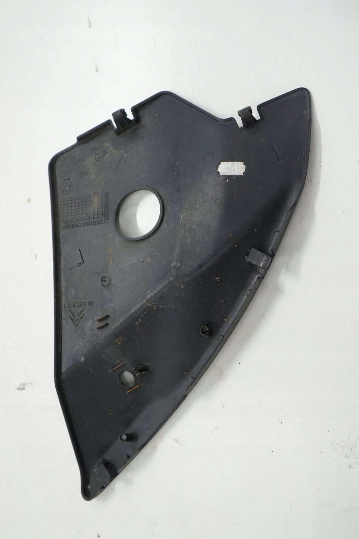CITROEN DS5 13R LAMP GRILLE COVER LEFT 9800525877