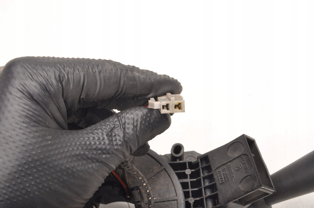 COMBINED SWITCH TAPE HIT OPEL VIVARO A 8200070265