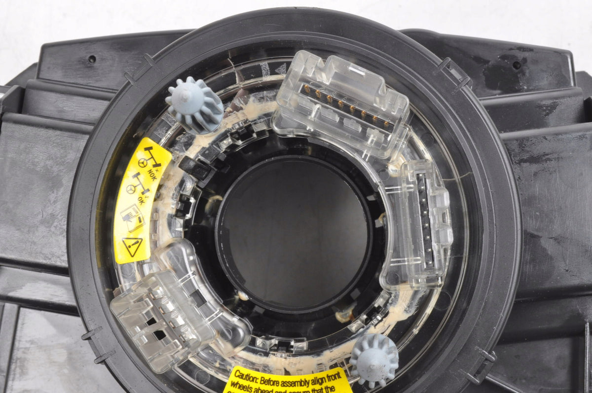 COMBINED SWITCH VOLVO S60 III S90 31481447