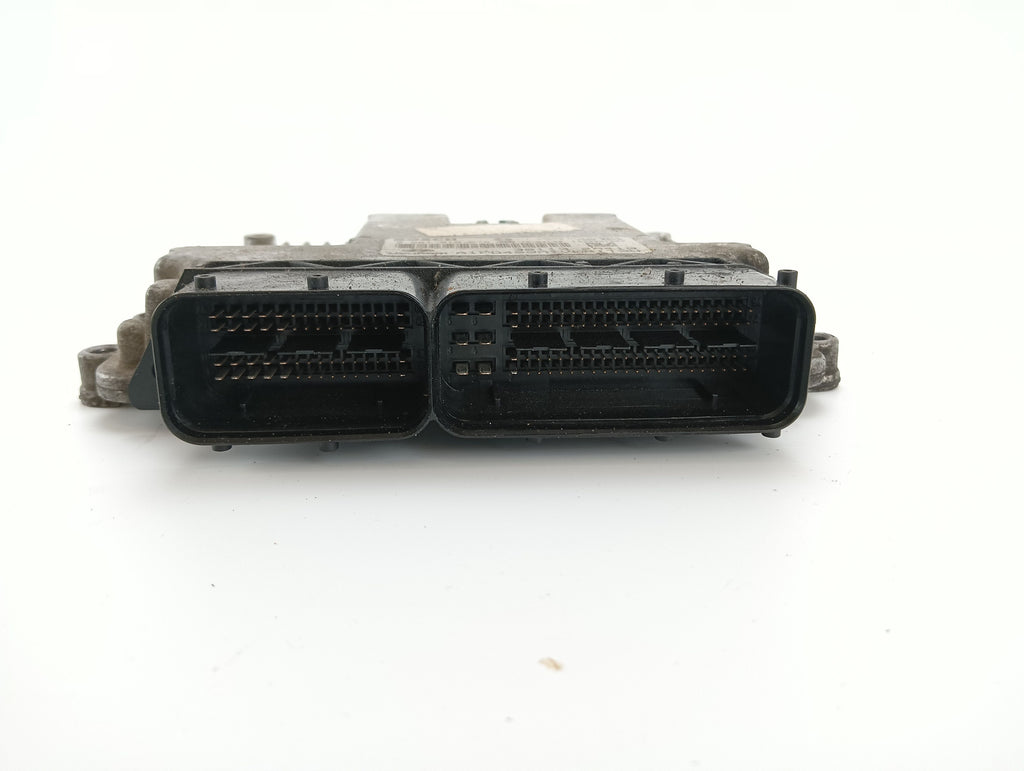 COMPUTER ENGINE CONTROLLER HYUNDAI I30 AND 07-10 1.6 CRDI 116KM 39113-2A410