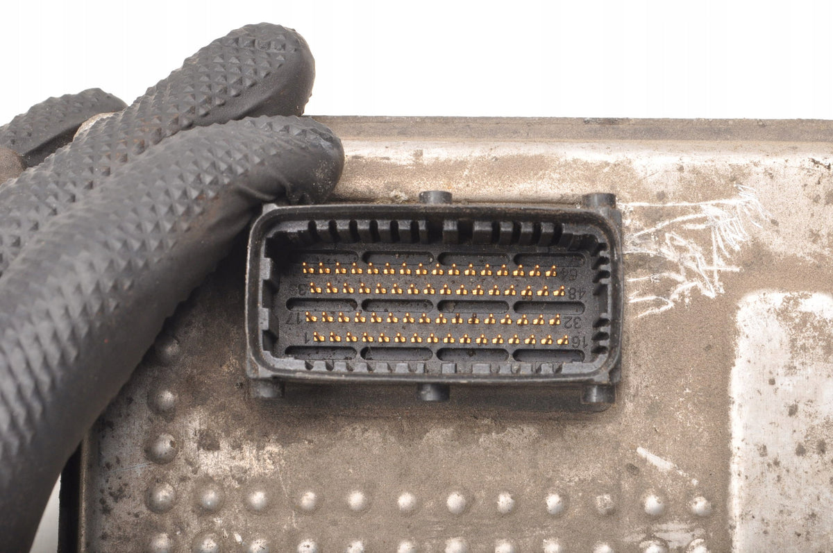 COMPUTER ENGINE CONTROLLER OPEL ASTRA H III ZAFIRA B 1.6 116 KM 55567114