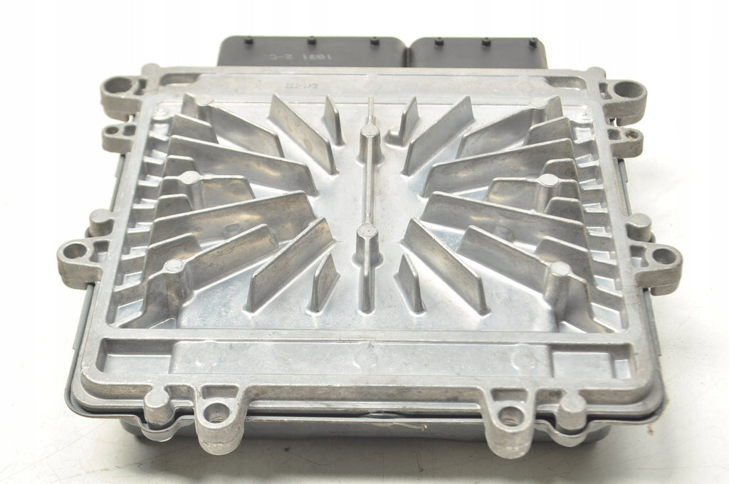 COMPUTER ENGINE CONTROLLER VOLVO C30 S40 C70 V50 XC90 2.4 D5 200KM 31272463