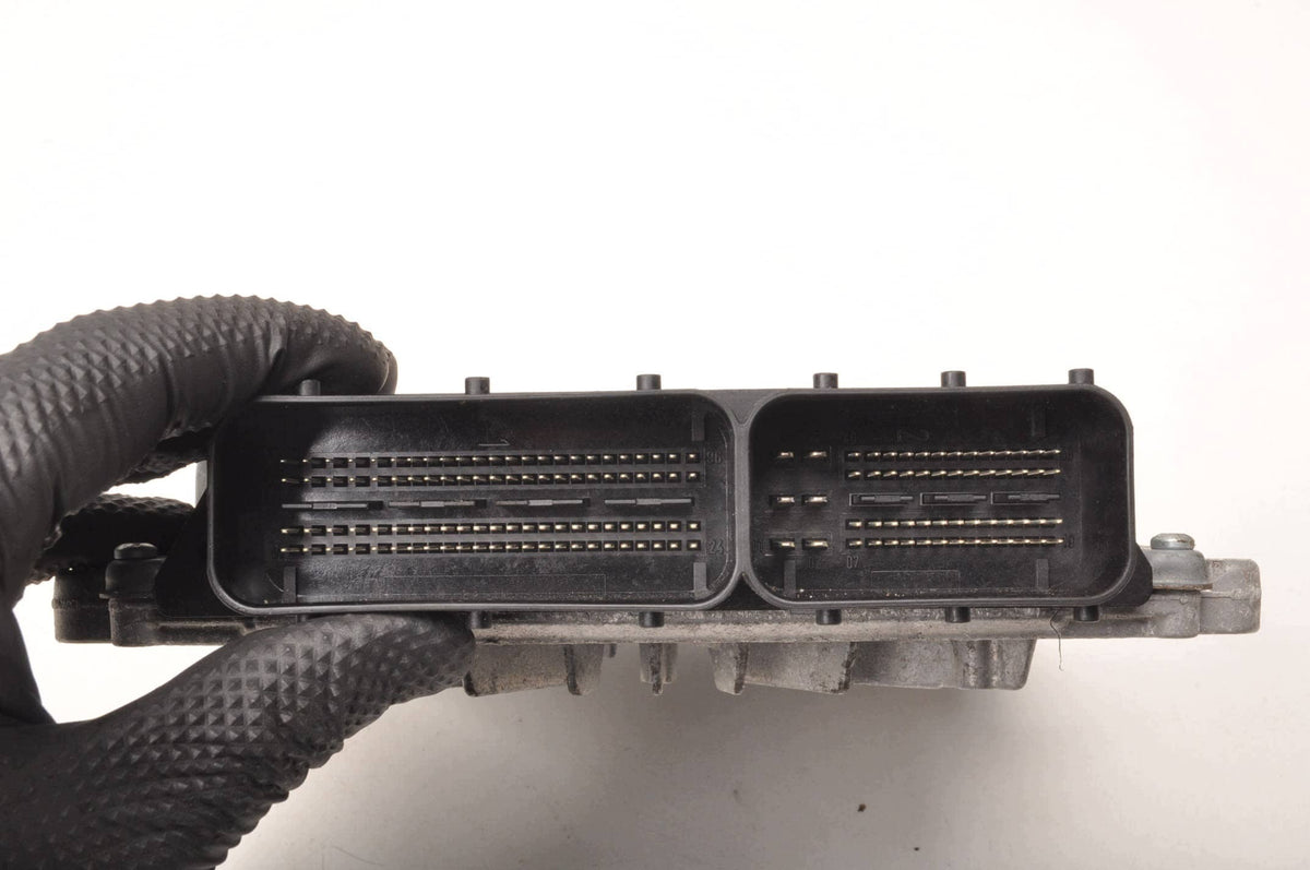 COMPUTER ENGINE CONTROLLER VOLVO S80 II 2.4 D5 185KM 30743103