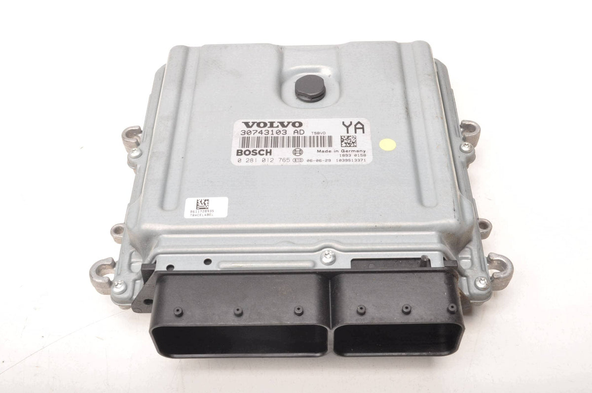 COMPUTER ENGINE CONTROLLER VOLVO S80 II 2.4 D5 185KM 30743103