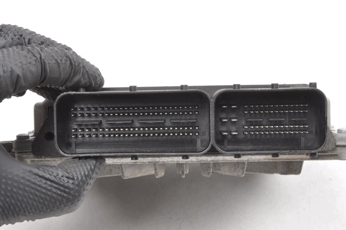COMPUTER ENGINE CONTROLLER VOLVO S80 II V70 III XC60 XC90 2.4 D 31272462