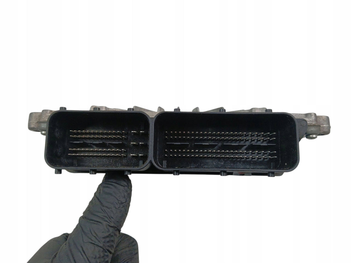 COMPUTER ENGINE CONTROLLER VOLVO V60 AND 2.4 D4 190KM 31392982