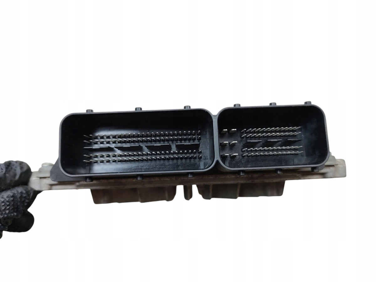 COMPUTER ENGINE CONTROLLER VOLVO XC60 AND 2.4 D5 215KM 31336983
