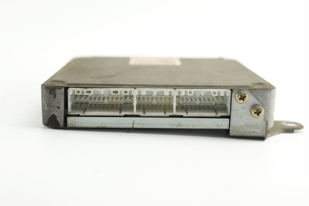 COMPUTER ENGINE DRIVER MITSUBISHI GALANT 2.5 V6 MD333002 175800-0510