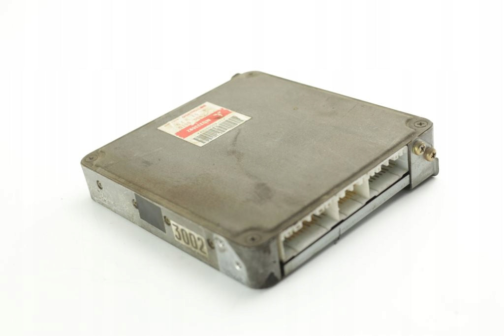 COMPUTER ENGINE DRIVER MITSUBISHI GALANT 2.5 V6 MD333002 175800-0510