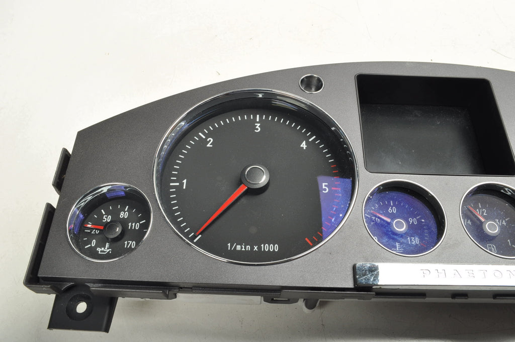 COUNTER CLOCKS VOLKSWAGEN PHAETON 3.0 V6 TDI 3D0920981N UK