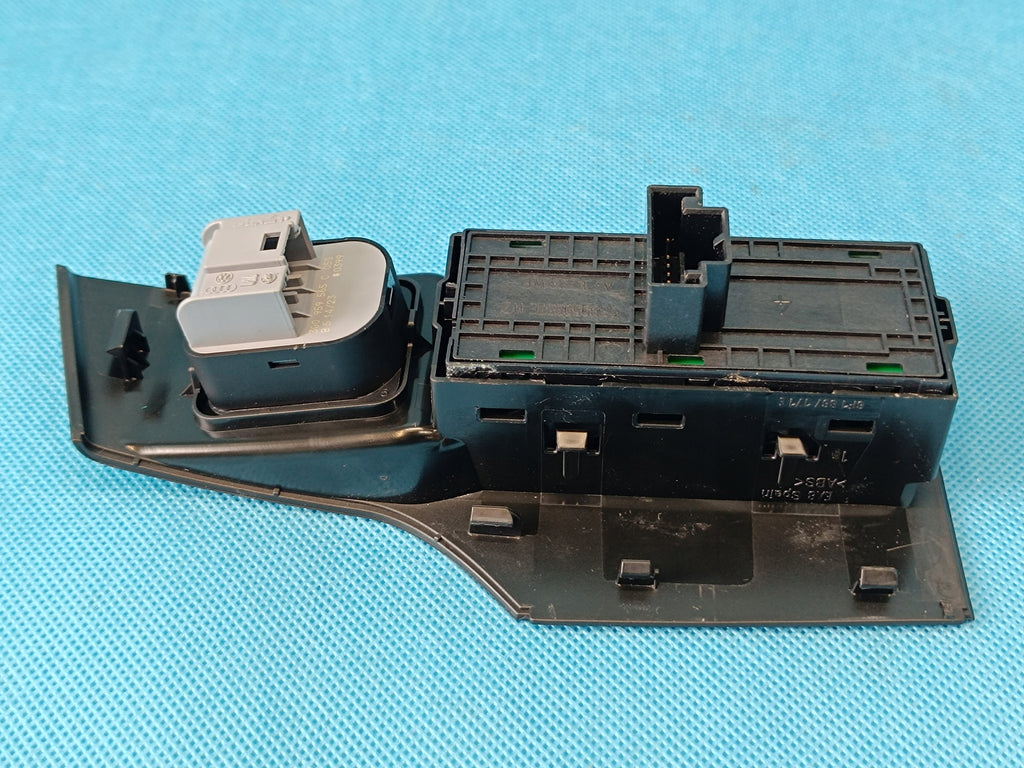 CUPRA LEON COMBI 2023 R PANEL DRIVER WINDOW MIRROR SWITCH 5G0959857E