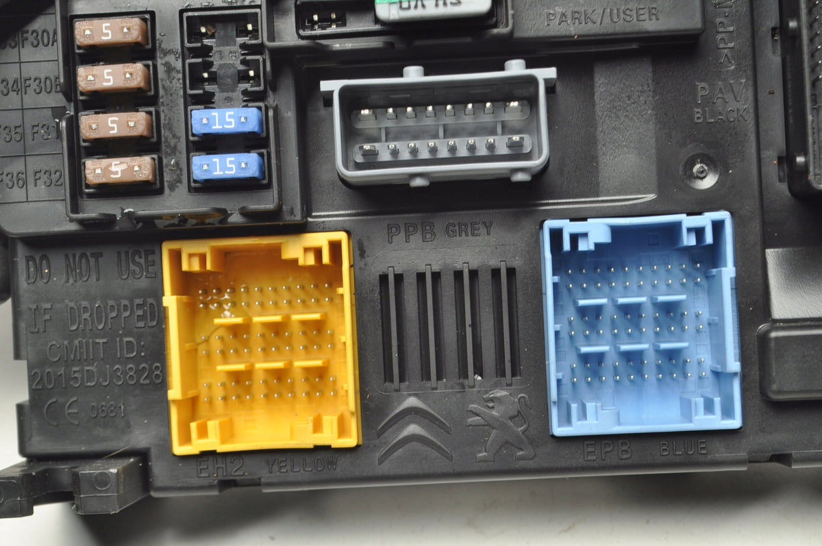 Citroen Berlingo OPEL CORSA F BOX MODULE BSI 9855665280